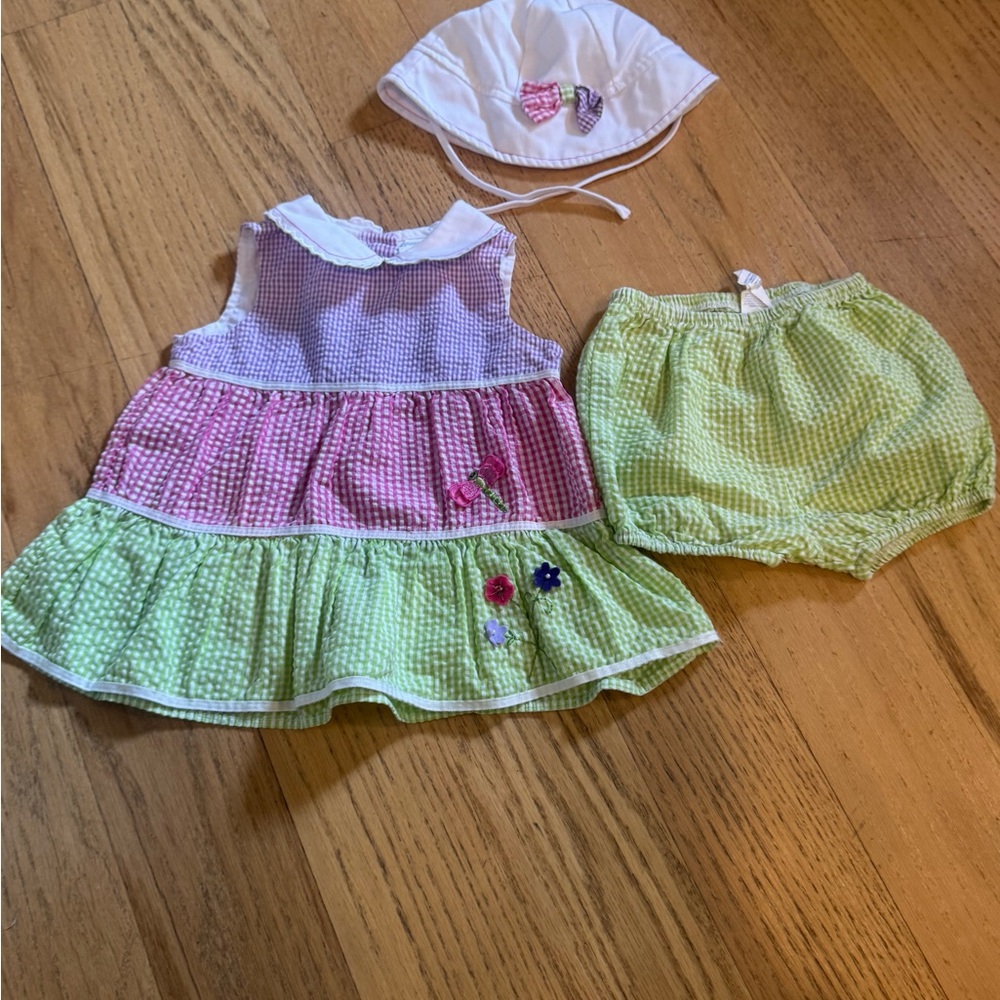 Seersucker Dress With Hat And Bloomers By Little bitty Size 18 Months